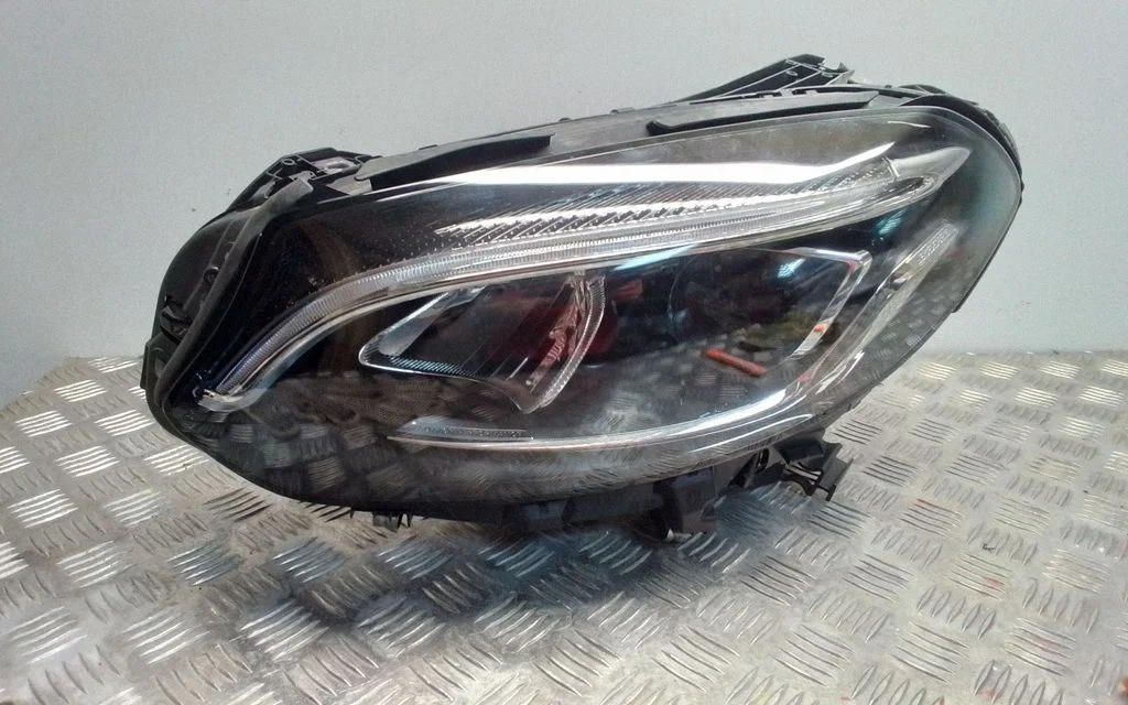 Headlight/headlamp – Mercedes-Benz B-Class W246 W242 (2011-2017)