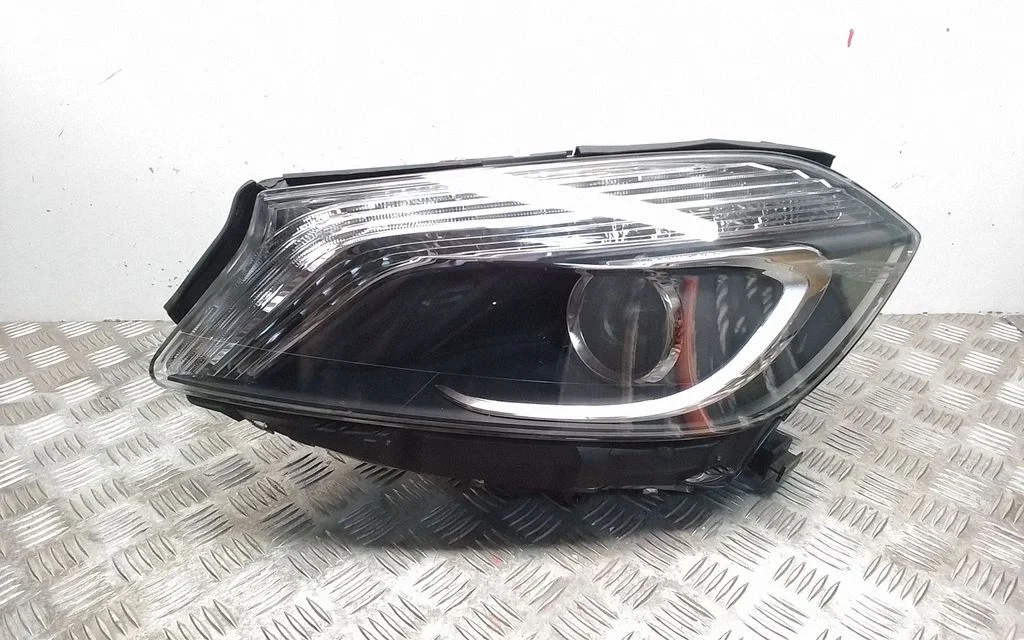 Headlight/headlamp – Mercedes-Benz A-Class W176 (2012-2018)