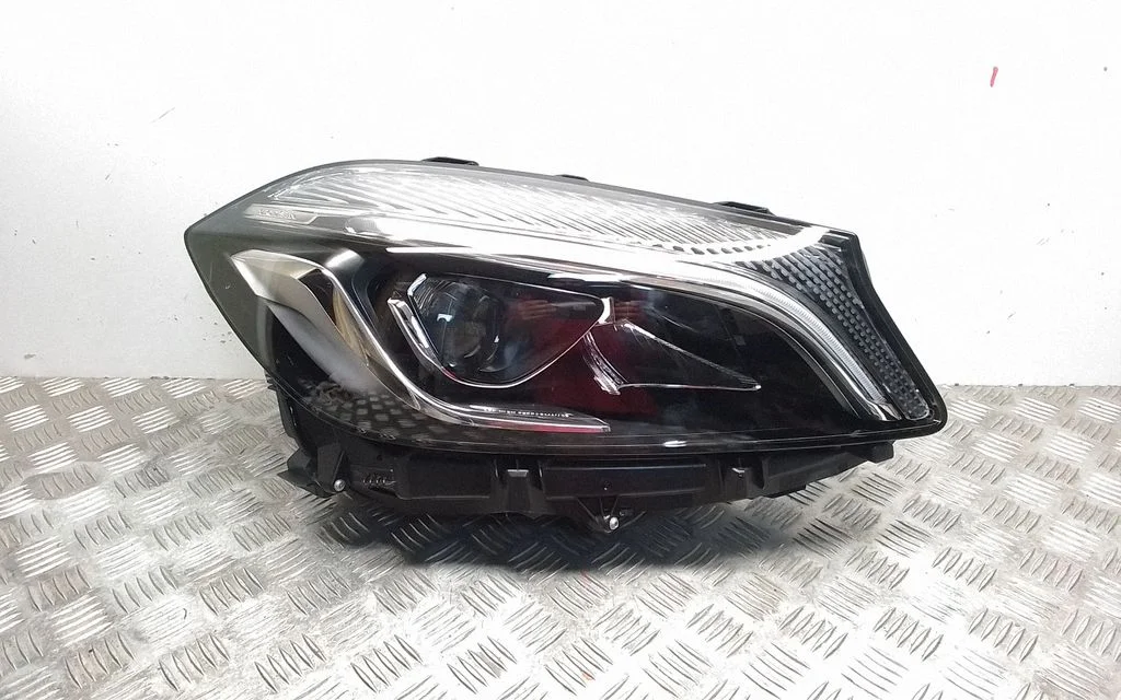 Headlight/headlamp – Mercedes-Benz A-Class W176 (2012-2018)