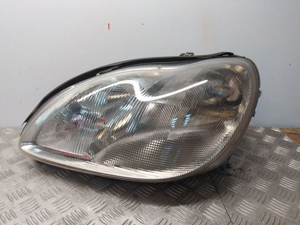 Headlight/headlamp – Mercedes-Benz S-Class W220 (1998-2006)