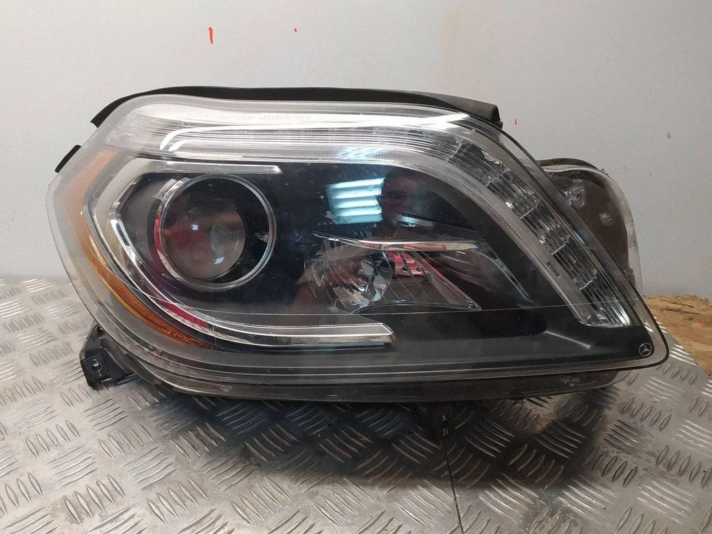 Headlight/headlamp – Mercedes-Benz ML-Class W166 (2012-2017)