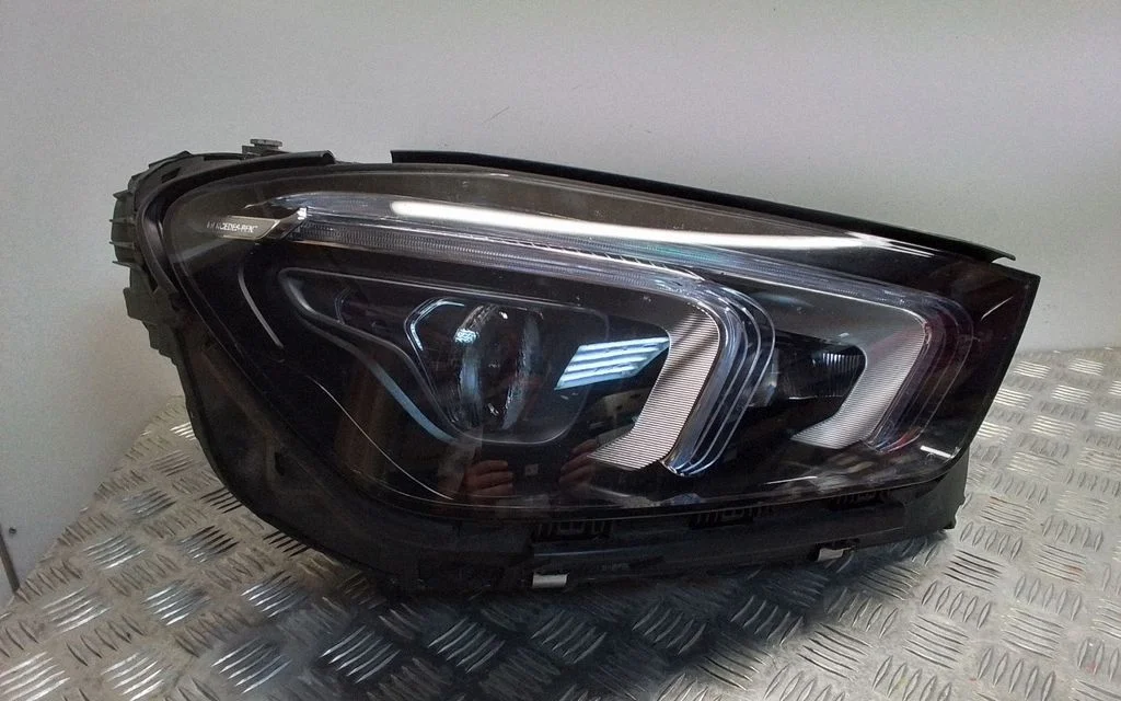 Headlight/headlamp A167906