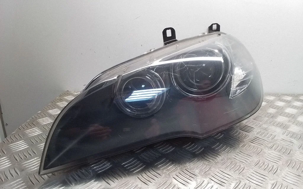 Headlight/headlamp 7288991