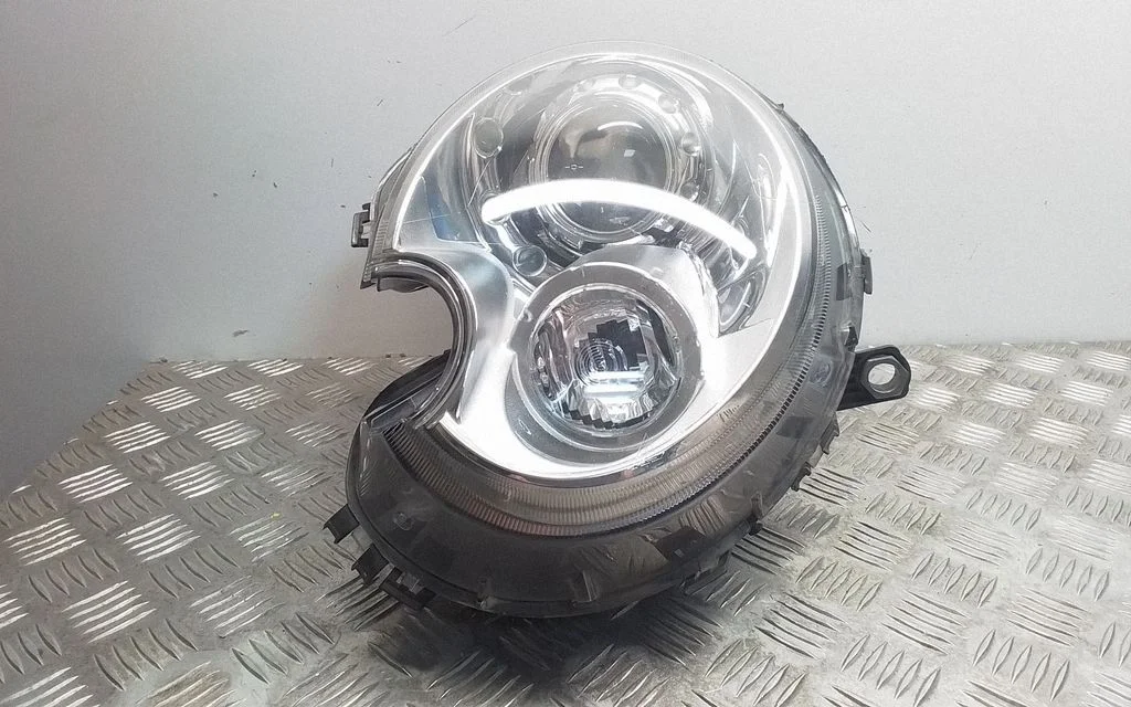 Headlight/headlamp – Mini One - Cooper Coupe R56 (2005-2014)
