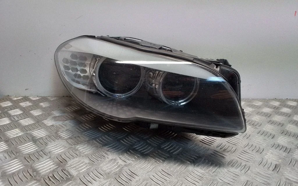 Headlight/headlamp 7203246