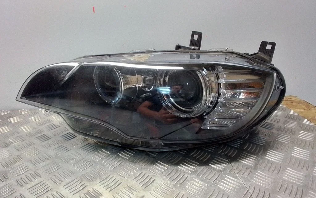 Headlight/headlamp 7179857