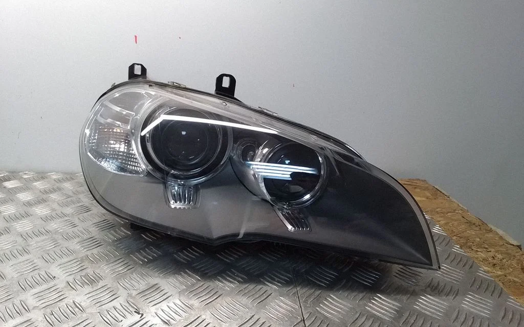 Headlight/headlamp 7221894