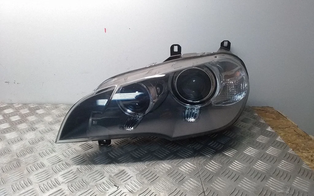 Headlight/headlamp 7263052
