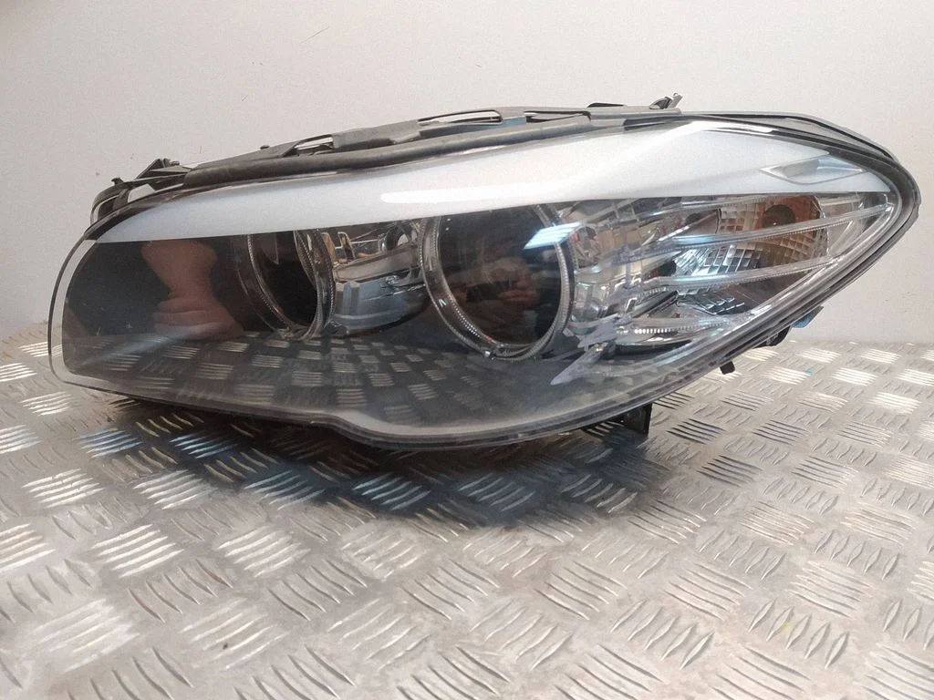 Headlight/headlamp 7203239