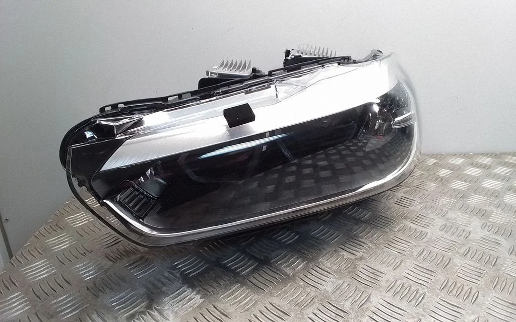 Headlight/headlamp 6311873818505