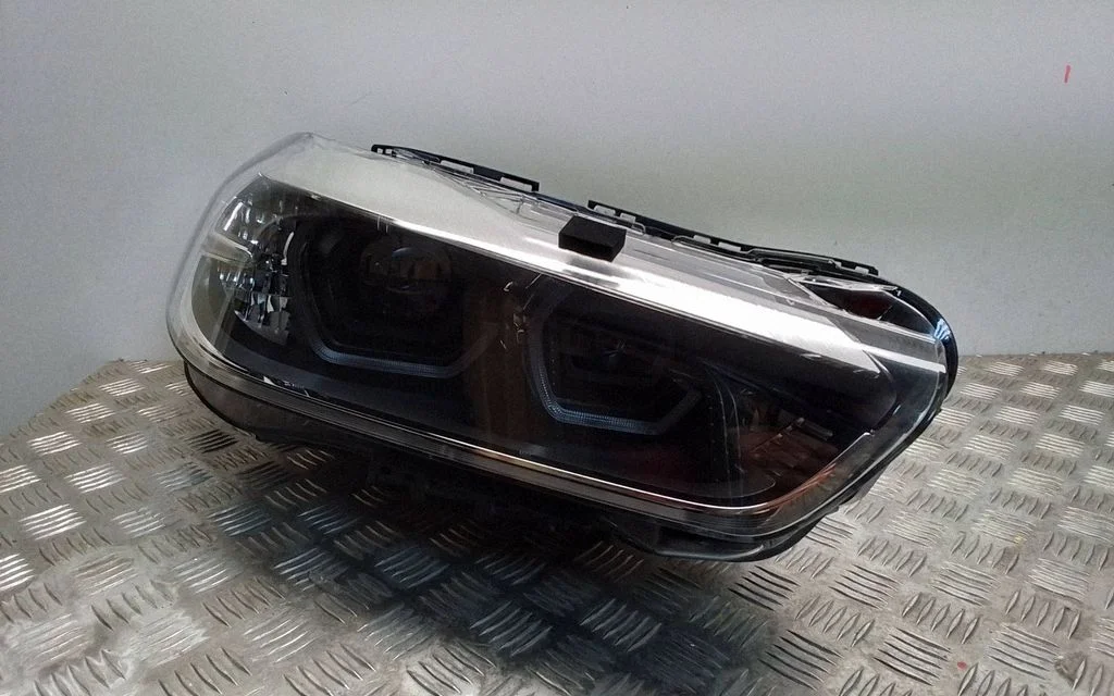 Headlight/headlamp 8738186