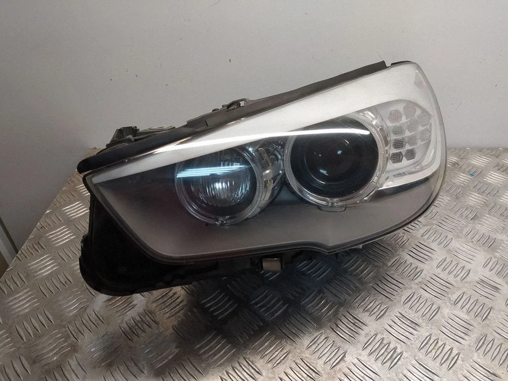 Headlight/headlamp 7199613