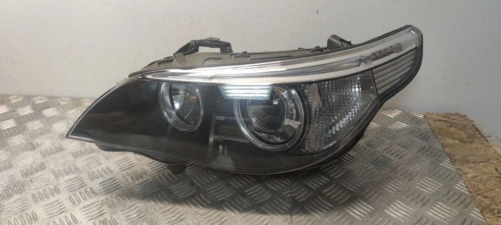 Headlight/headlamp – BMW 5 Series E60 E61 (2004-2010)