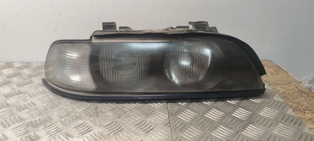 Headlight/headlamp – BMW 5 Series E39 (1996-2003)
