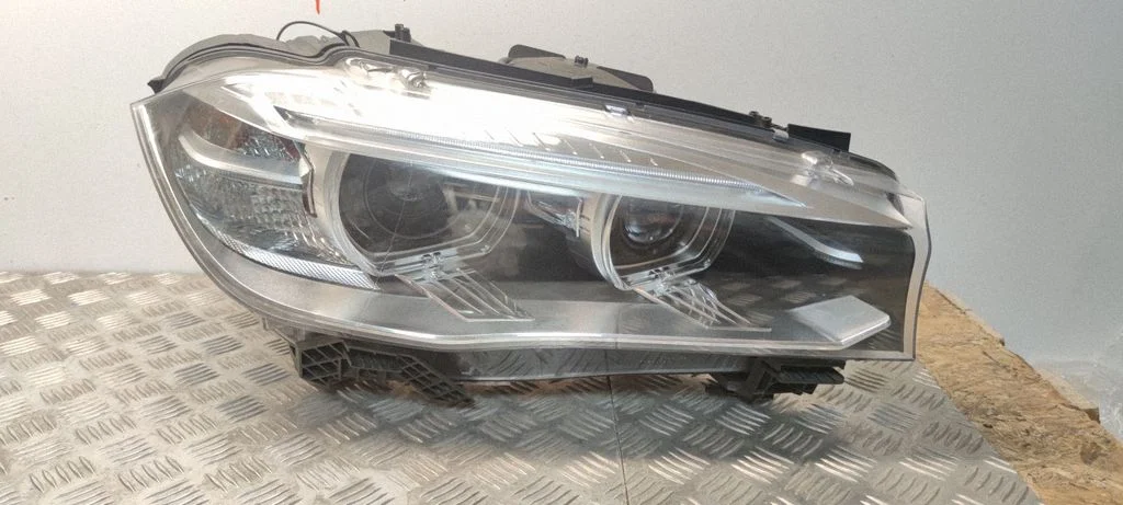 Headlight/headlamp – BMW X5 F15 (2013-2017)