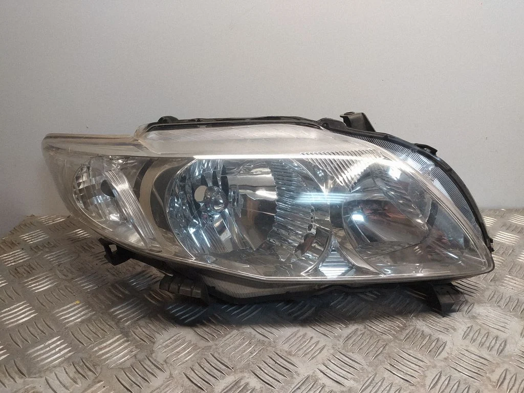 Headlight/headlamp – front right
