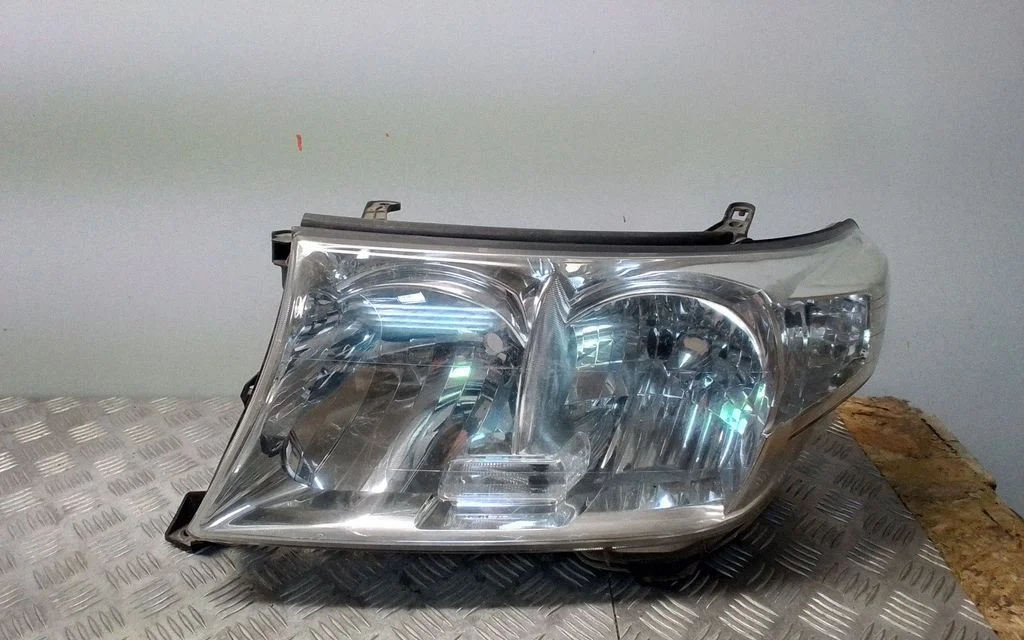 Headlight/headlamp – Toyota Land Cruiser (J200) (2008-)