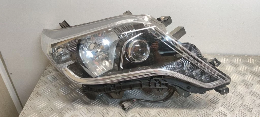 Headlight/headlamp – Toyota Land Cruiser (J150) (2009-)