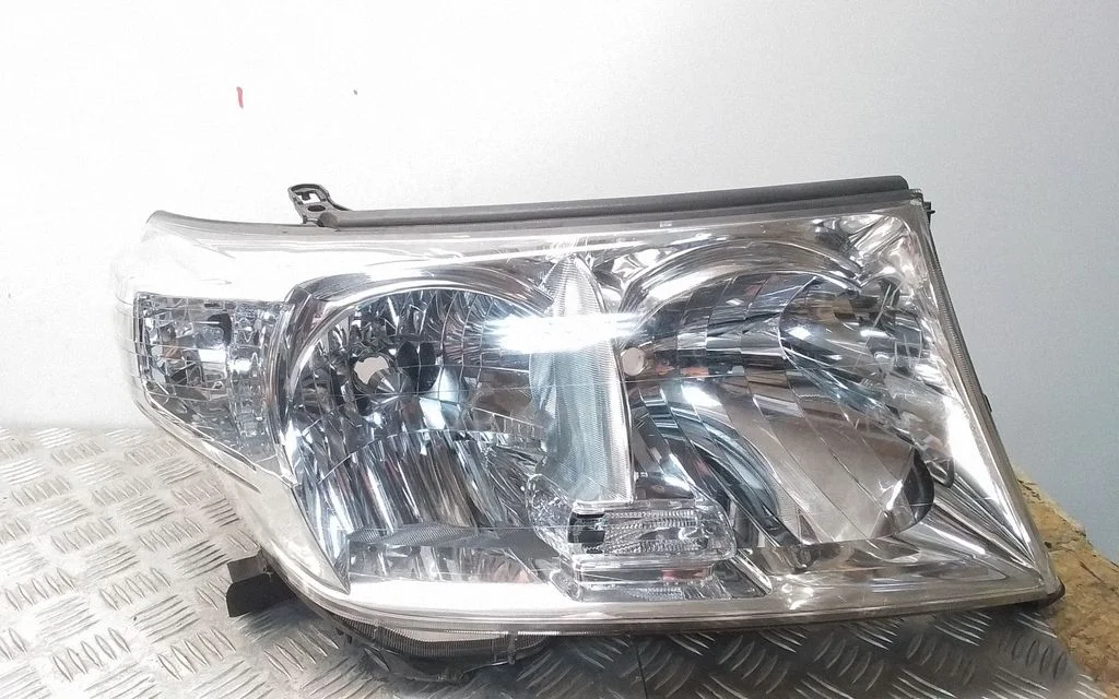 Headlight/headlamp – Toyota Land Cruiser (J200) (2008-)