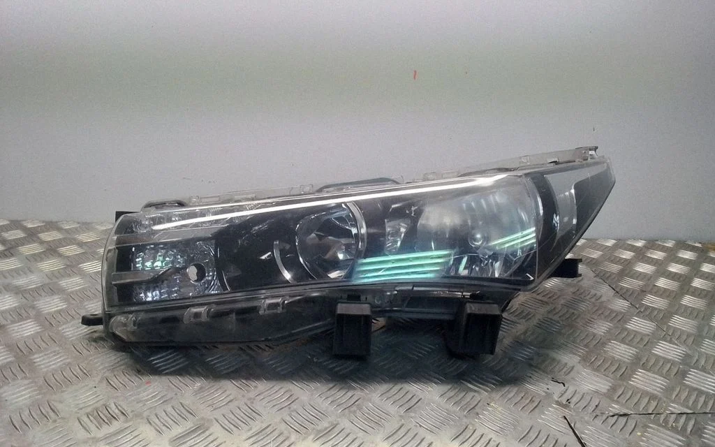 Esituli 8115002E7100