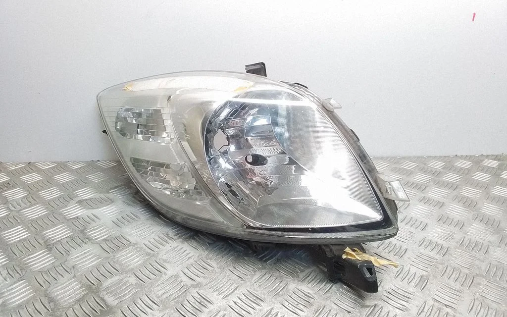 Headlight/headlamp 89900737