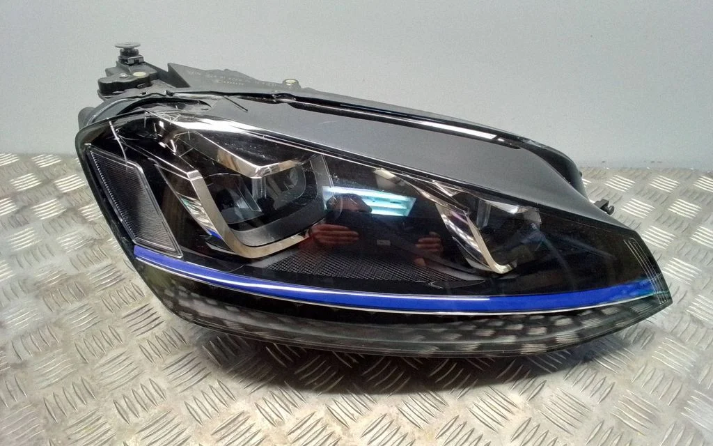 Headlight/headlamp – Volkswagen e-Golf (2014-)