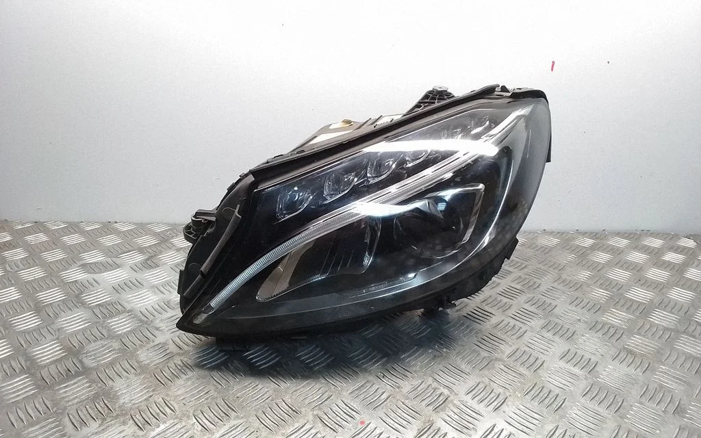 Headlight/headlamp – Mercedes-Benz C-Class W205 (2014-2021)