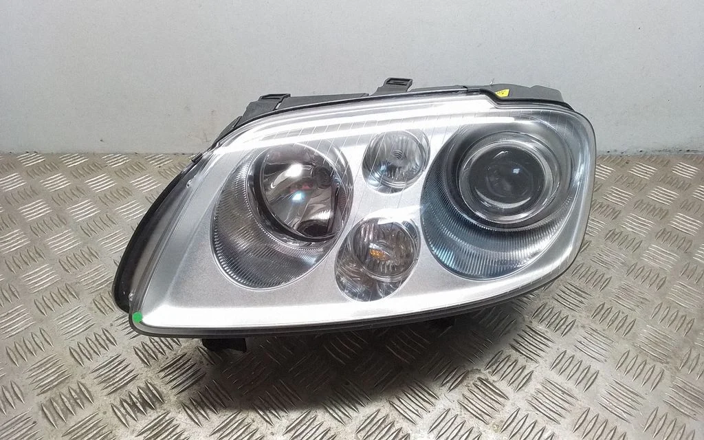 Headlight/headlamp 0301205673