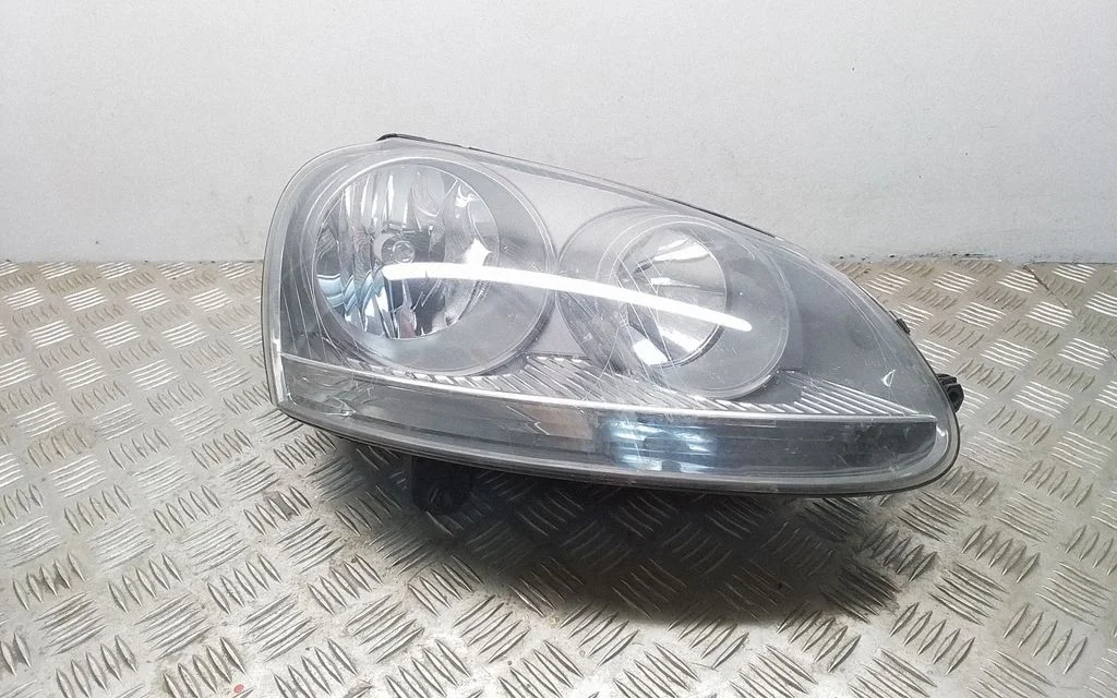 Headlight/headlamp – Volkswagen Golf Plus (2005-2013)