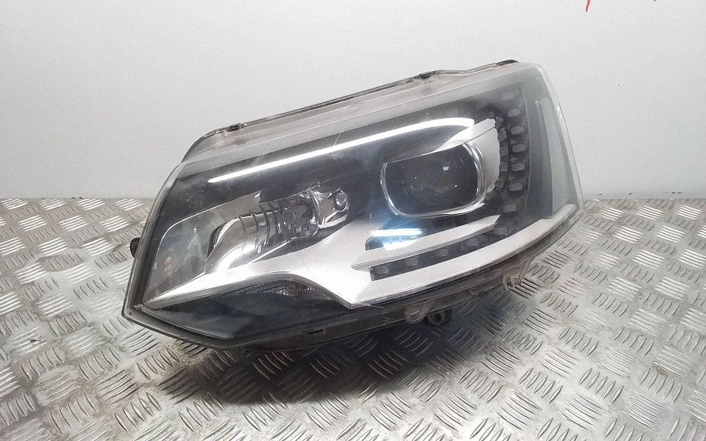 Headlight/headlamp 7E5941015