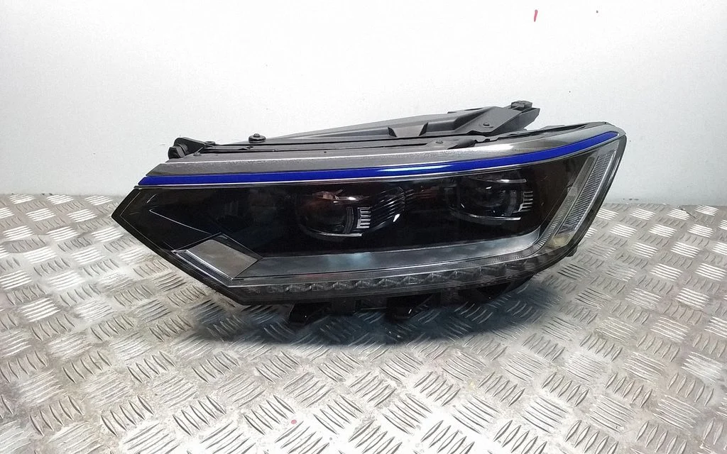 Headlight/headlamp 3G1941081A