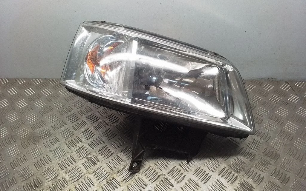 Reflektor 7H1941016J