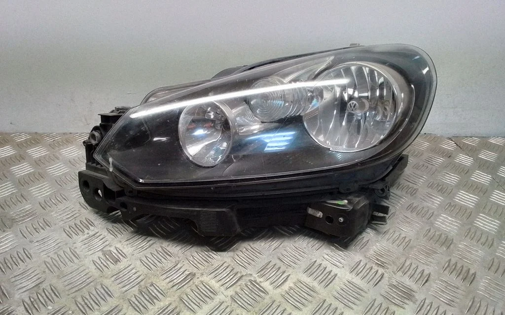 Headlight/headlamp – Volkswagen Golf Plus (2005-2013)