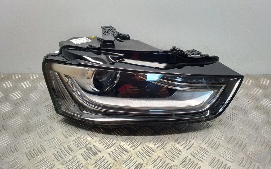 Headlight/headlamp 8K0941006C