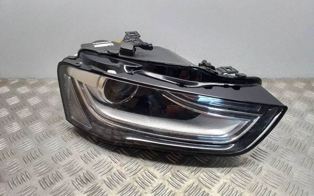 Headlight/headlamp 8K0941006C