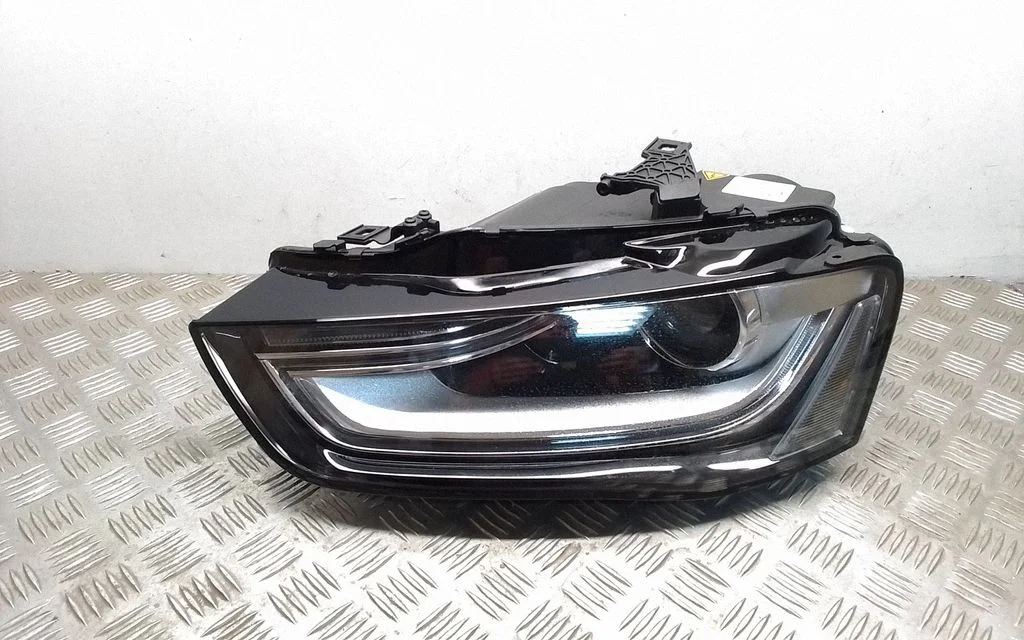 Headlight/headlamp 8K0941005C