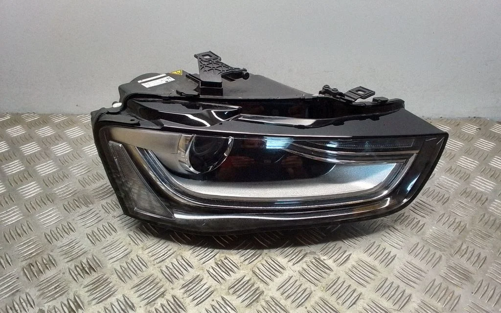 Headlight/headlamp 8K0941006C