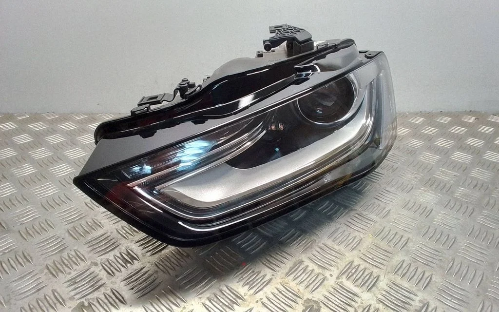 Headlight/headlamp 8K0941031C