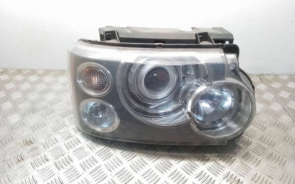 Headlight/headlamp – Land Rover Range Rover Sport L320 (2005-2013)