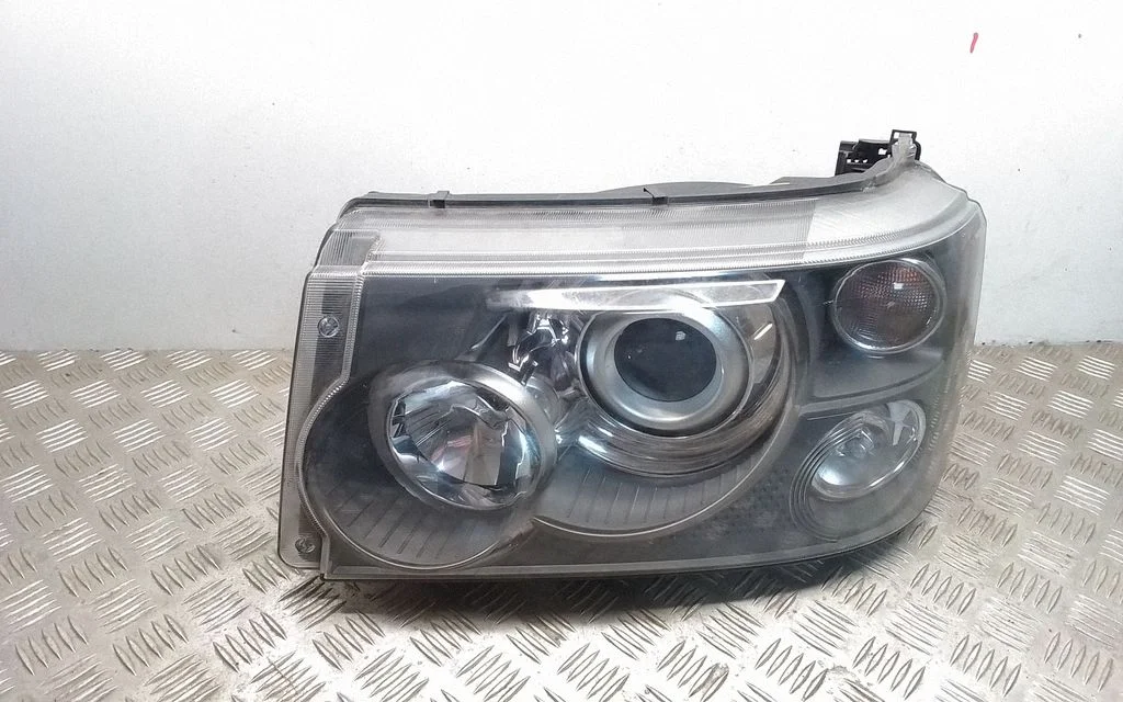 Headlight/headlamp – Land Rover Range Rover Sport L320 (2005-2013)