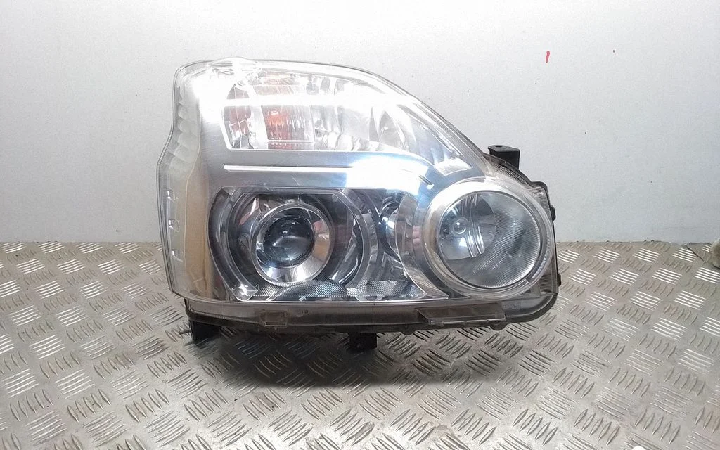 Esituli – Nissan X-Trail T31 (2007-2014)