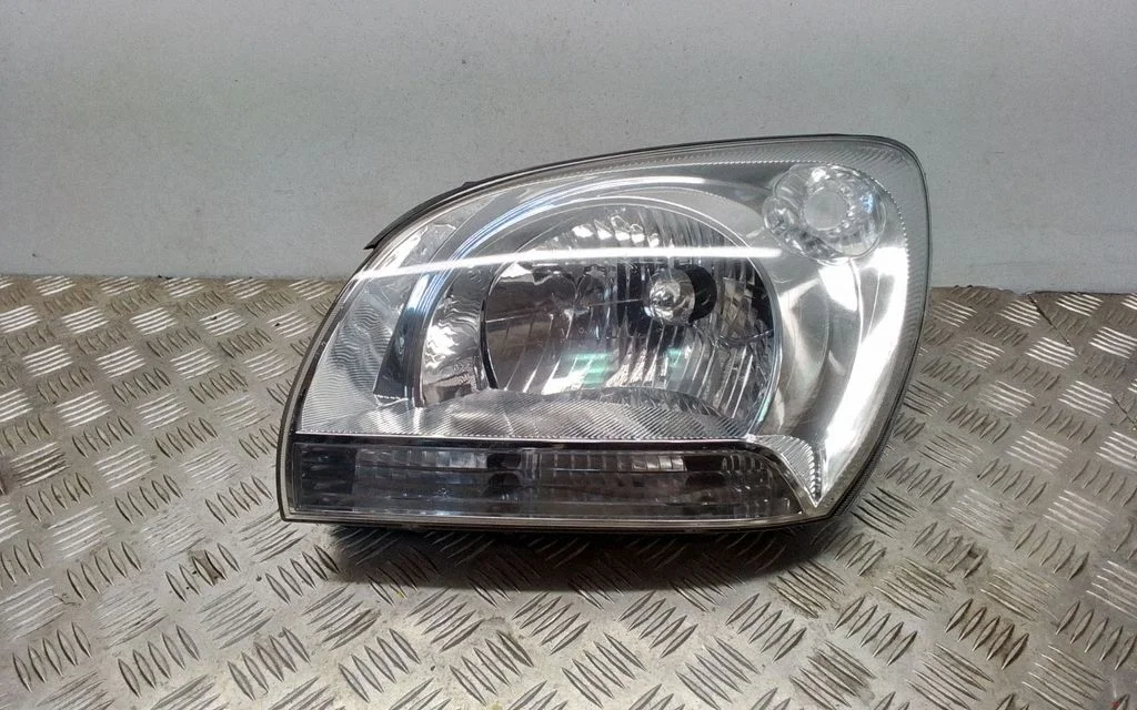 Reflektor 921011F0