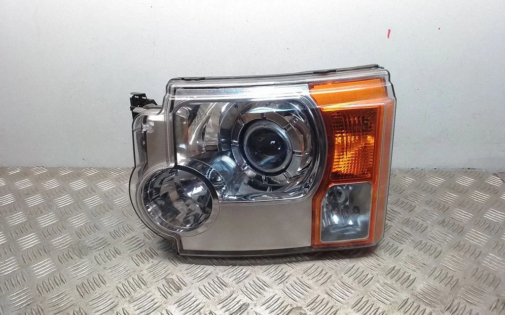 Headlight/headlamp – Land Rover Discovery 3 - LR3 (2005-2009)