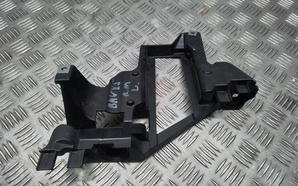 Headlight/headlamp mounting bracket 224567