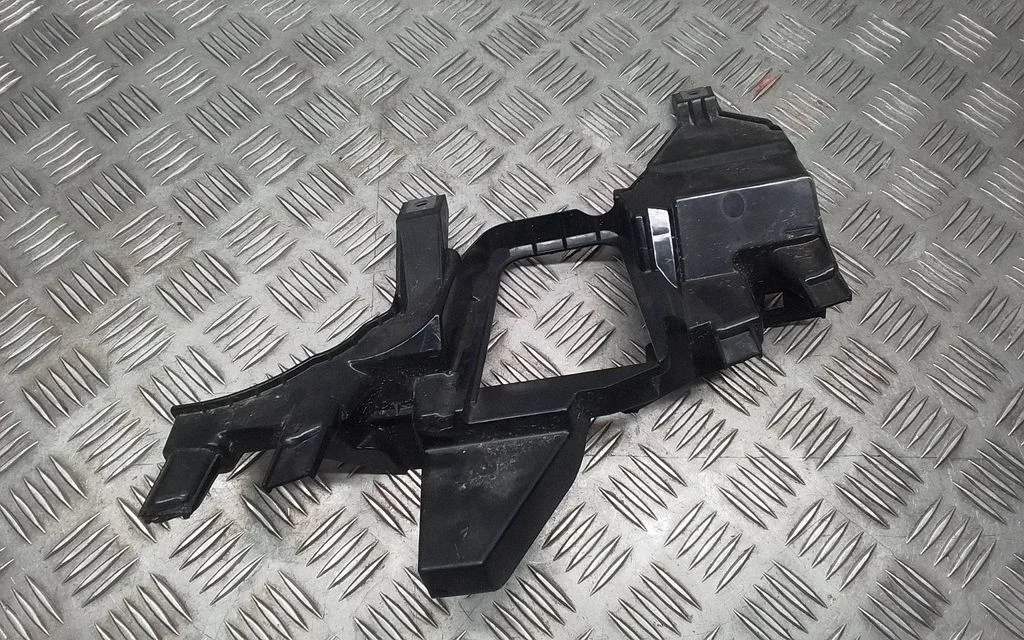 Headlight/headlamp mounting bracket – BMW 7 Series E65 E66 (2001-2008)
