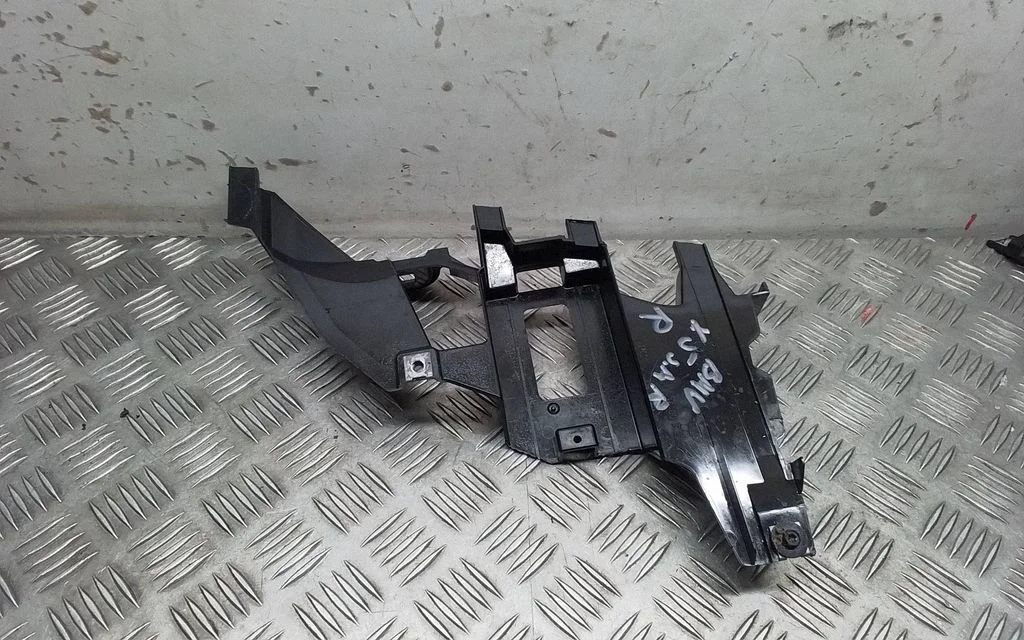 Headlight/headlamp mounting bracket 15183600