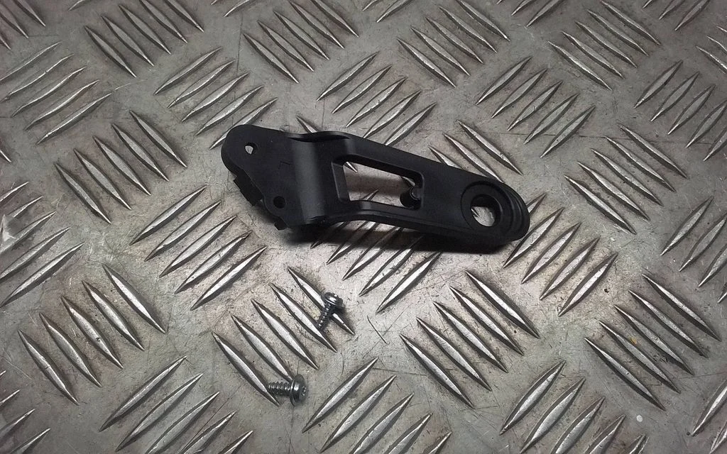 Headlight/headlamp mounting bracket 8119448030