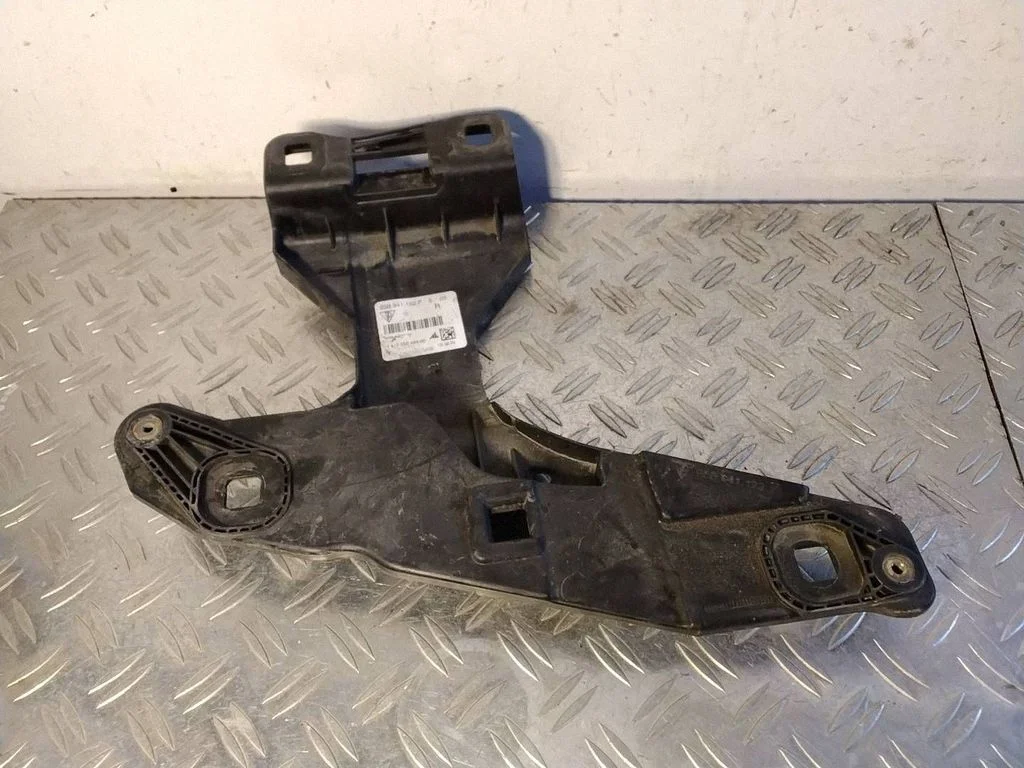 Headlight/headlamp mounting bracket 95B941122F