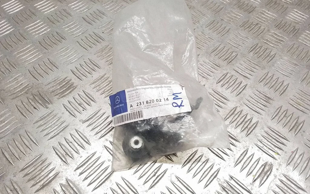 Esitule kinnitusklamber A2318200214