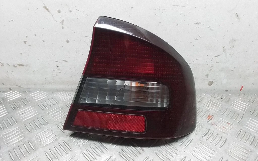 Tagatuli keres – Subaru Legacy (1999-2003)